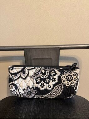 Vera Bradley Retired Midnight Paisley Quilted Zip Cosmetic Makeup Pouch